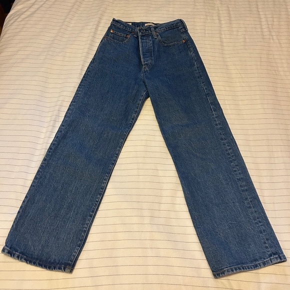 Levi’s Ribcage Jeans 28W/27L - Picture 1 of 7